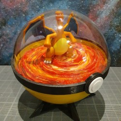 Diorama Pokemon Dracofeu